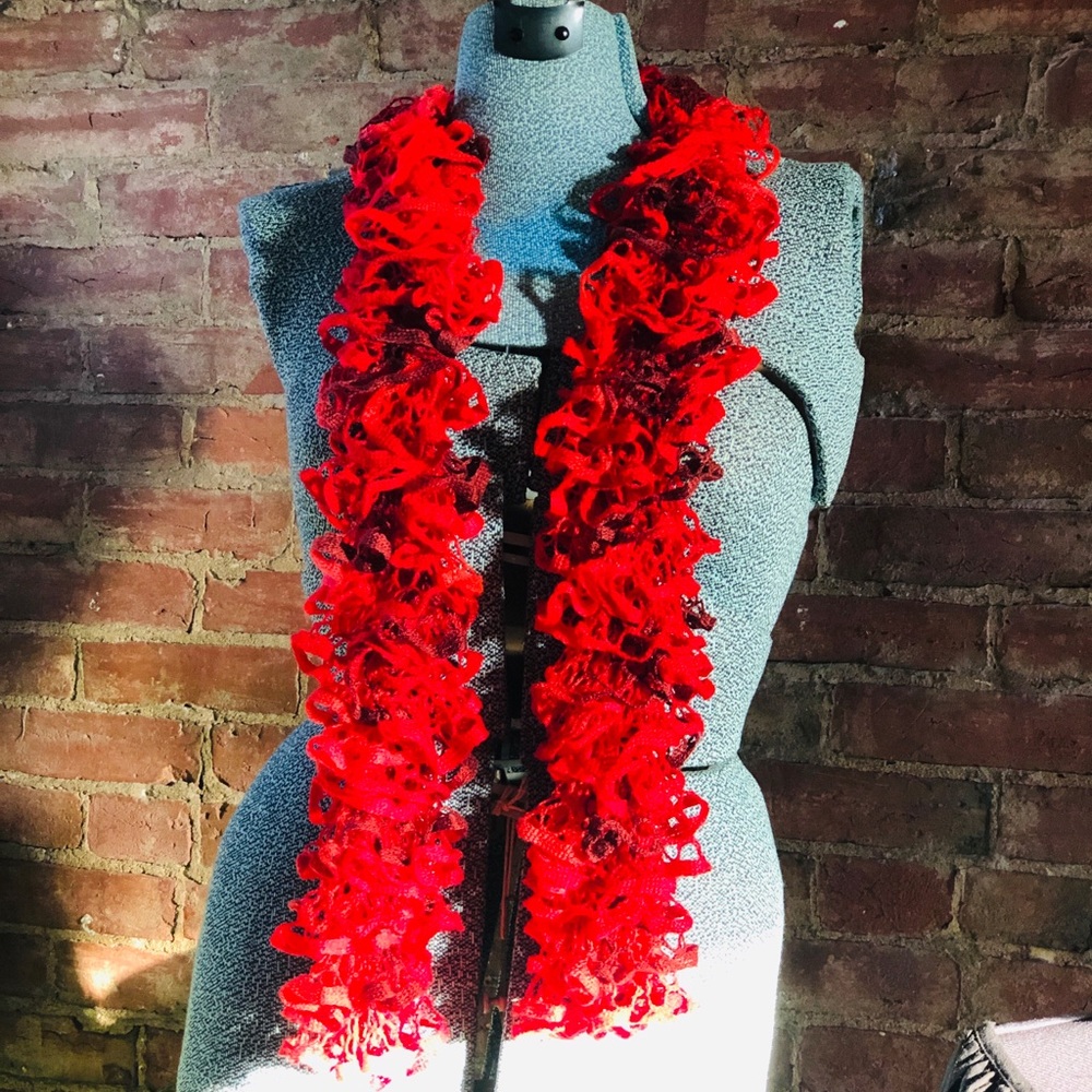 Red scarf - Picture 2 of 6